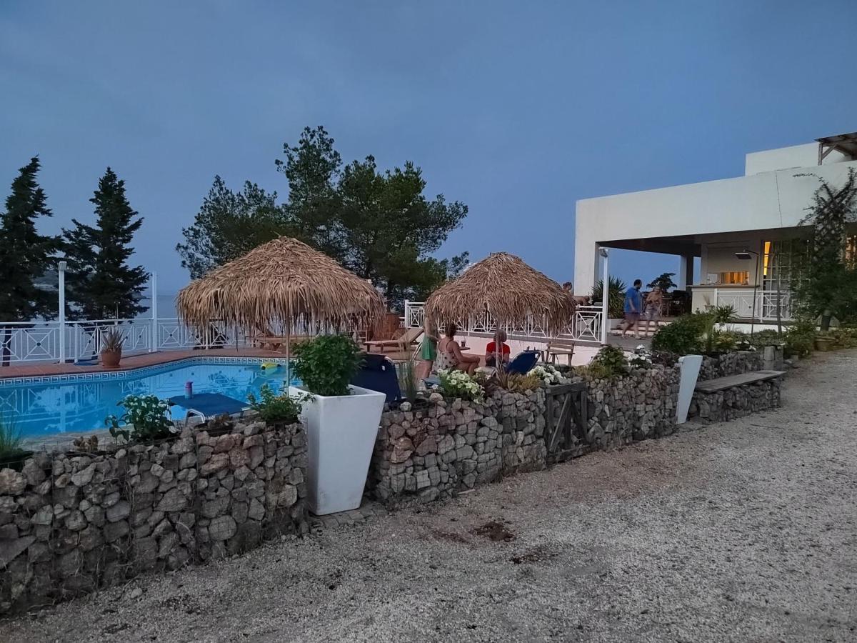 Oneiro Glico Aparthotel Agia Marina  Eksteriør bilde